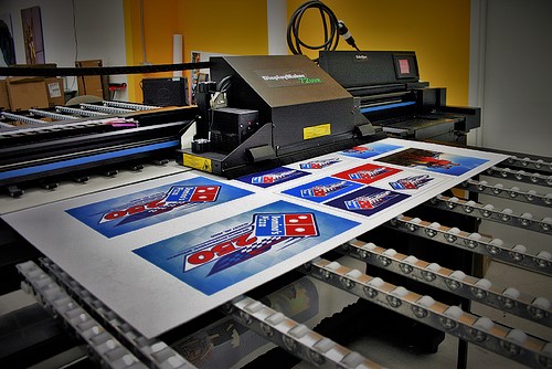 Signs and banners printing