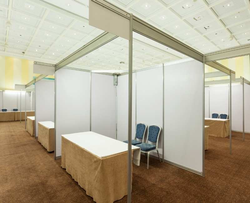 complete customization of your exhibit