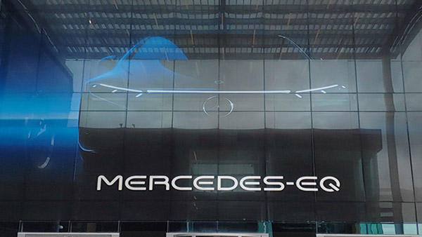 Mercedes-Benz Windows