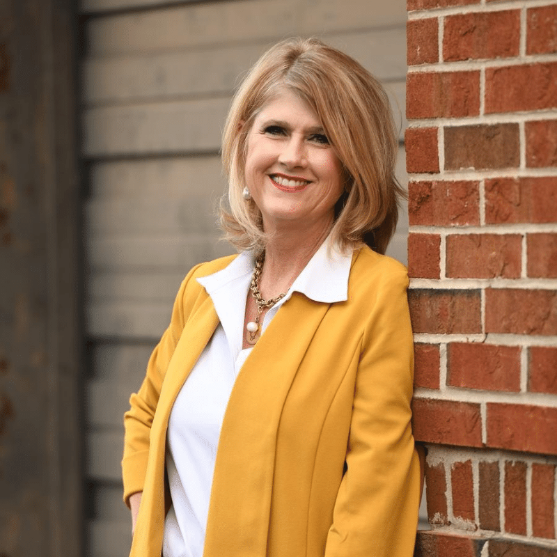 Gwen Scoville - Sales