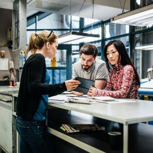 Printing professionals in a discussion