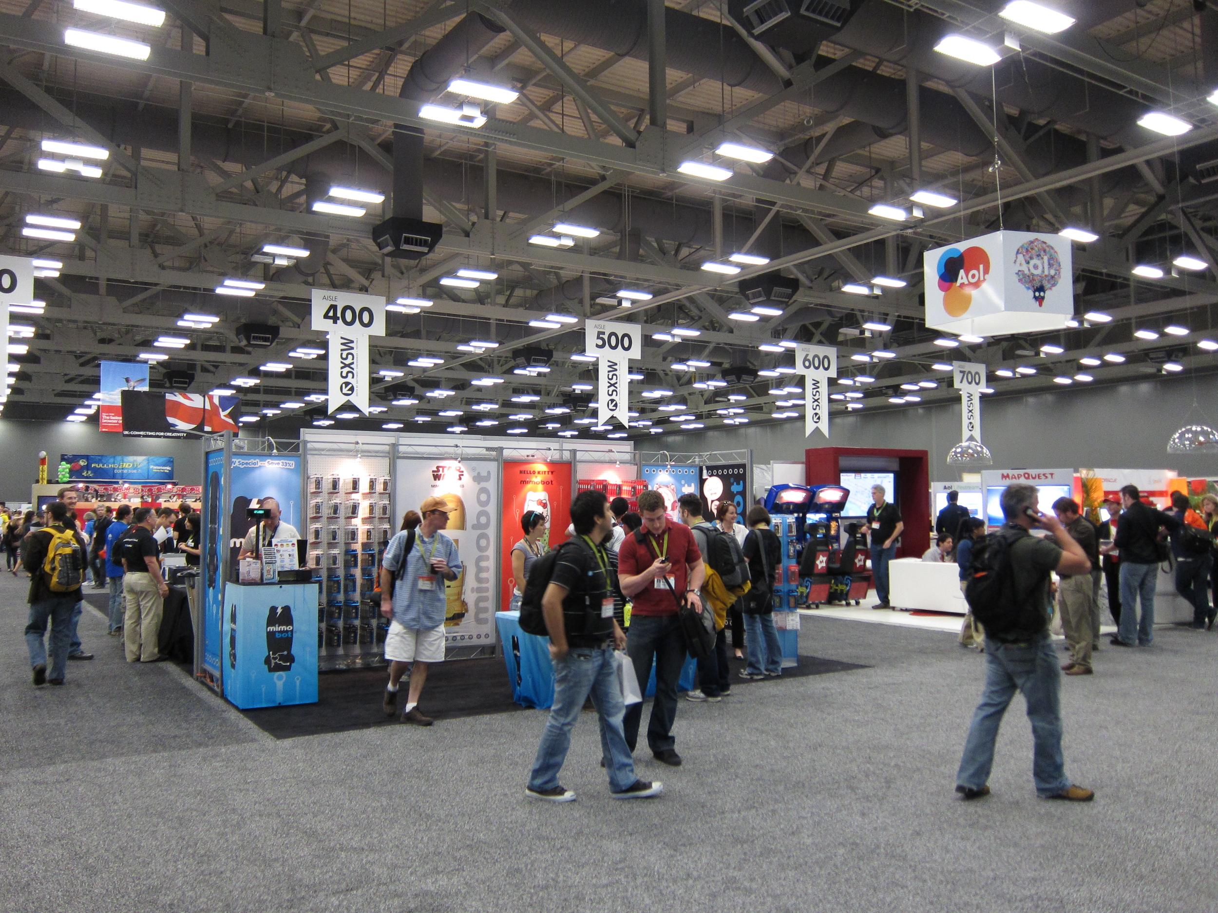 Grab Attention at Trade Shows with These 5 Items