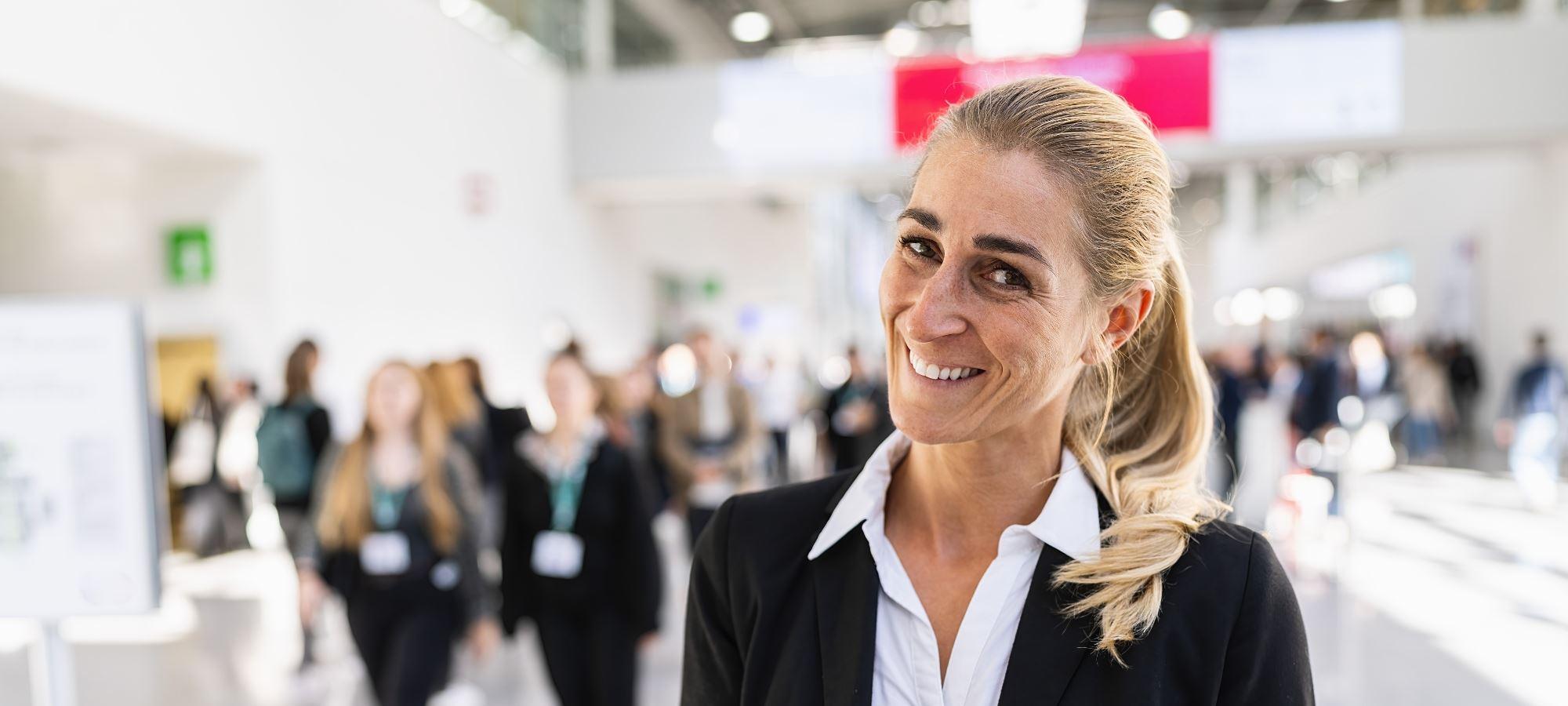 7 Strategies for Maximizing ROI at Conferences and Trade Shows | AlphaGraphics Fort Lauderdale
