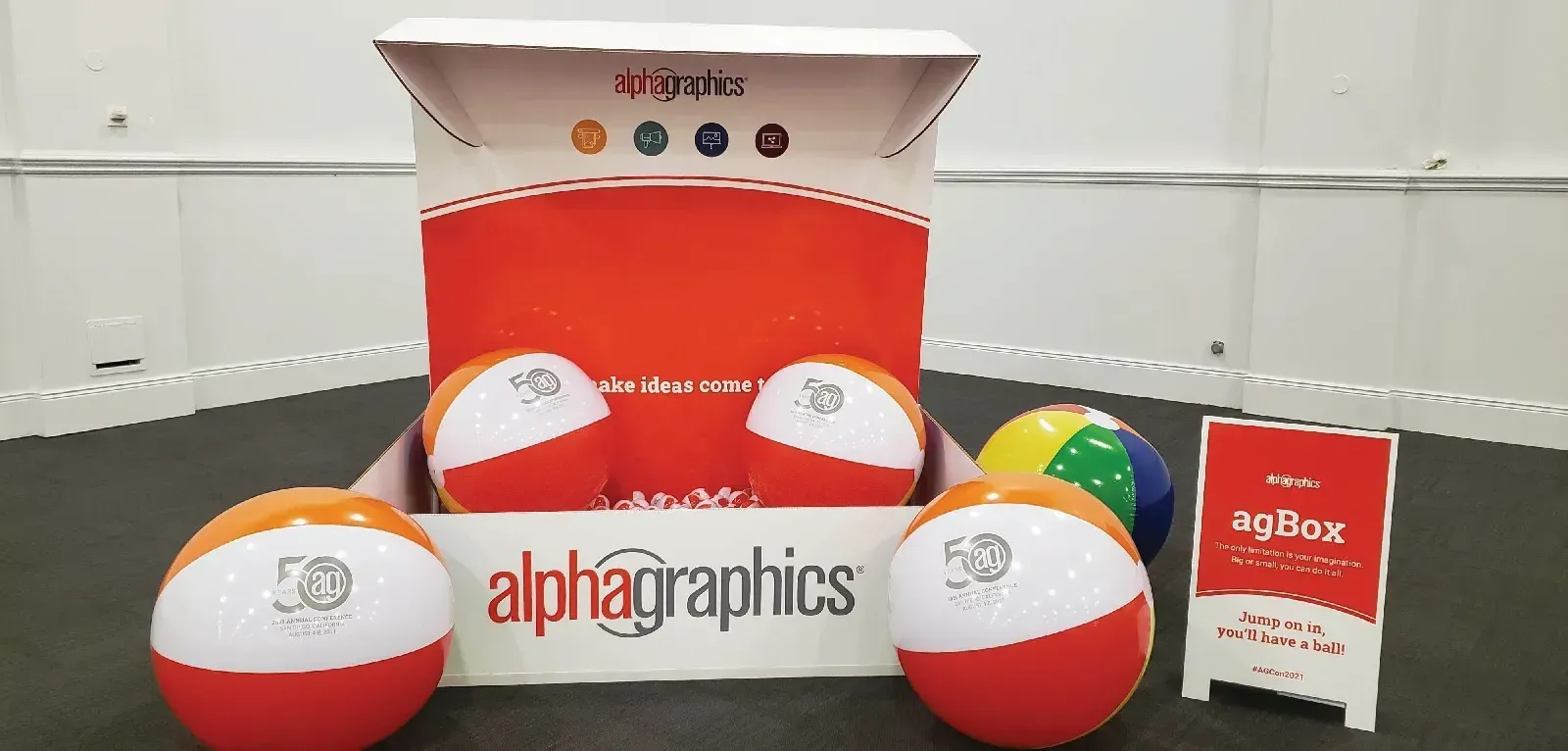 Engaging Audiences Beyond the Screen: The Power of Interactive Signage