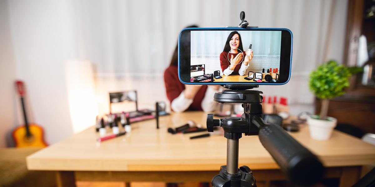 4 New Ways to Connect with Customers in 2022