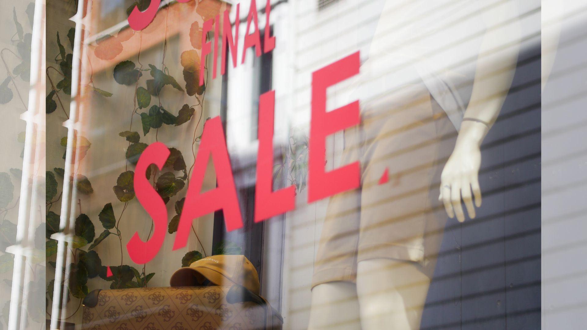 Window Displays That Warm Hearts (And Bring Foot Traffic)