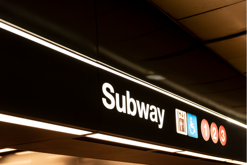 How Signage Impacts Brand Identity and Customer Perception