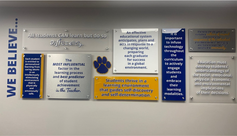 The Advantages of Modern Acrylic Sign Installation