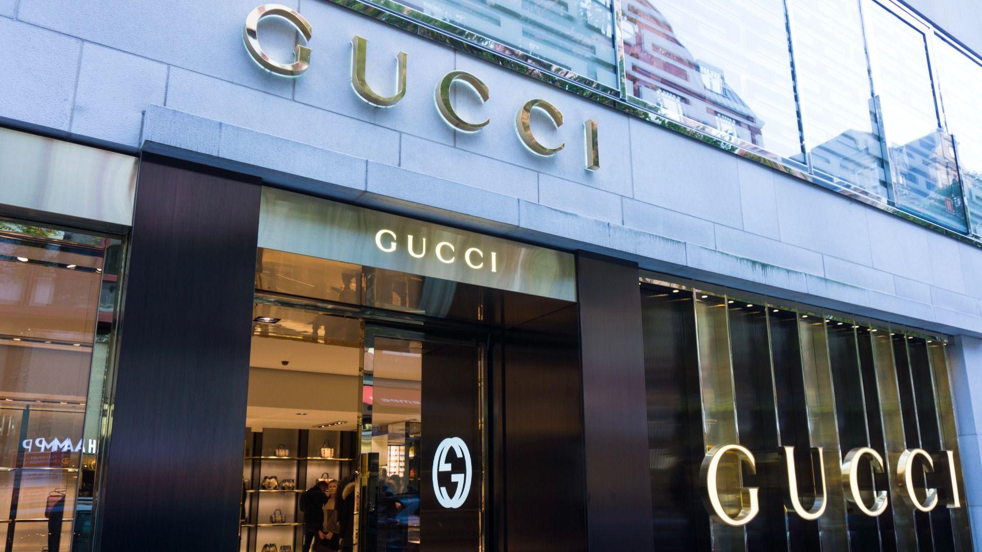 How Business Signs Can Reinforce Your Brand Identity?