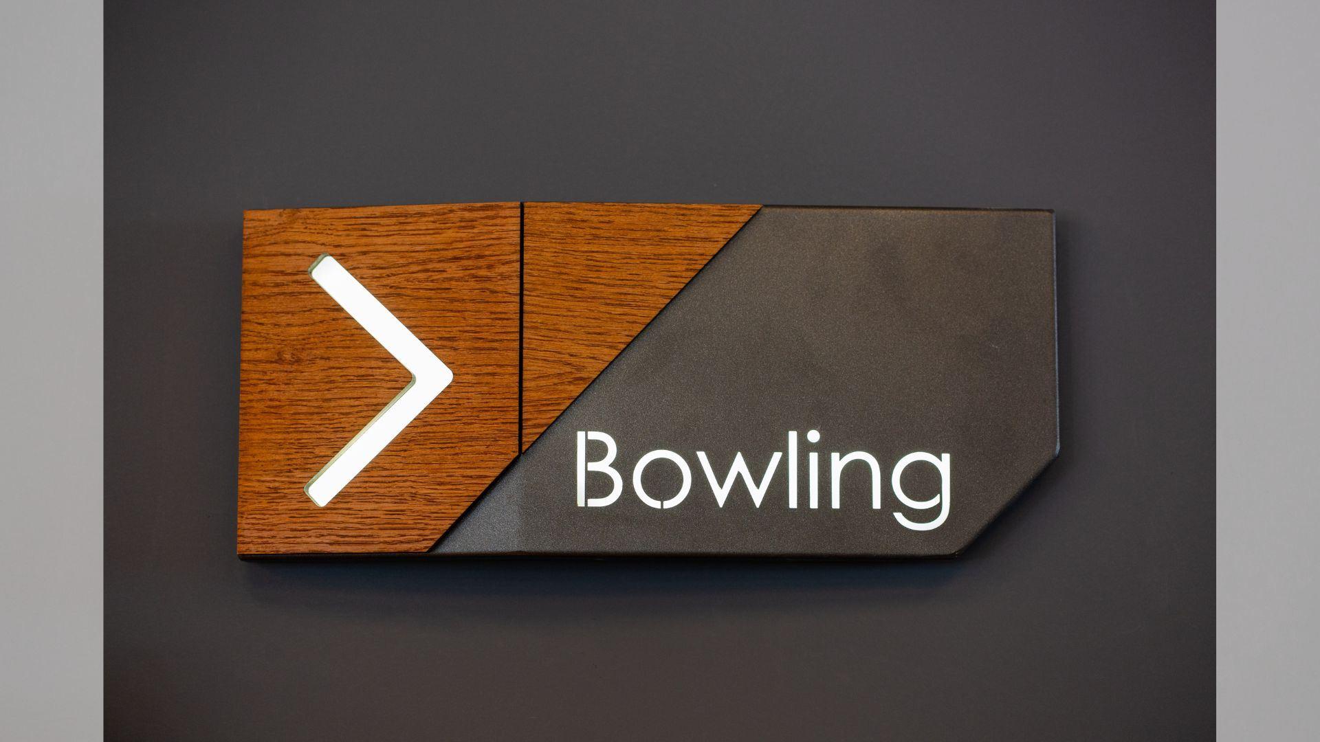 Why Visual Signage Still Wins in a Digital-First Marketing World?