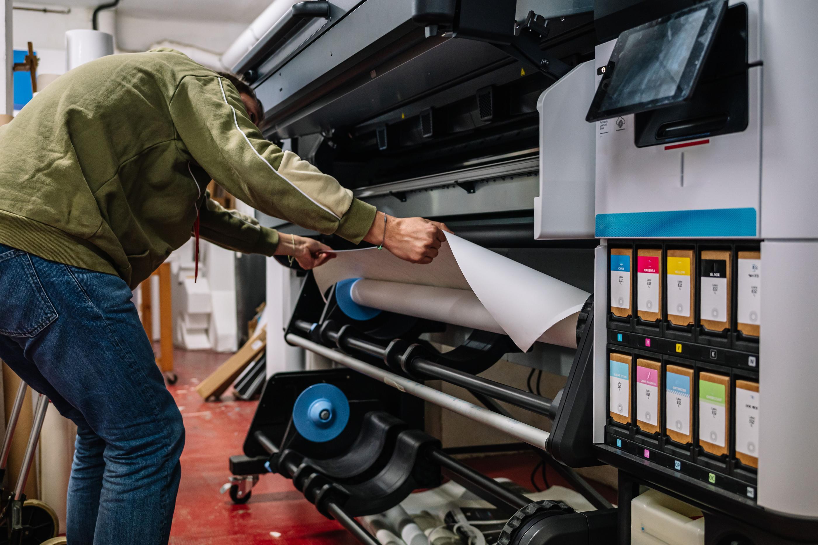 Tips and Best Practices for Vinyl Sign Printing for Events