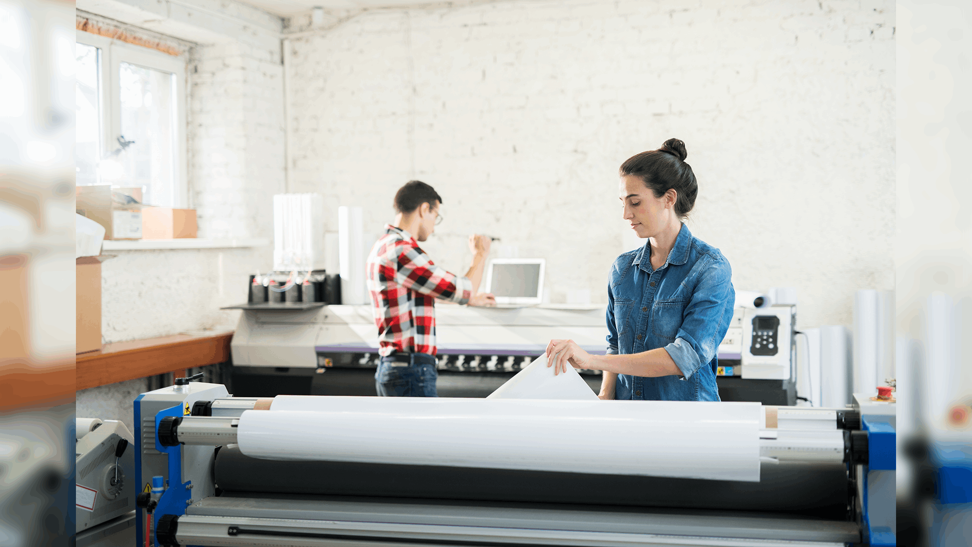 How Startups Can Benefit from Large-Format Printing