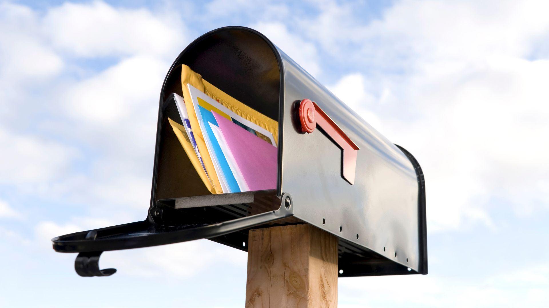 How Niche Markets Thrive with Direct Mail Printing
