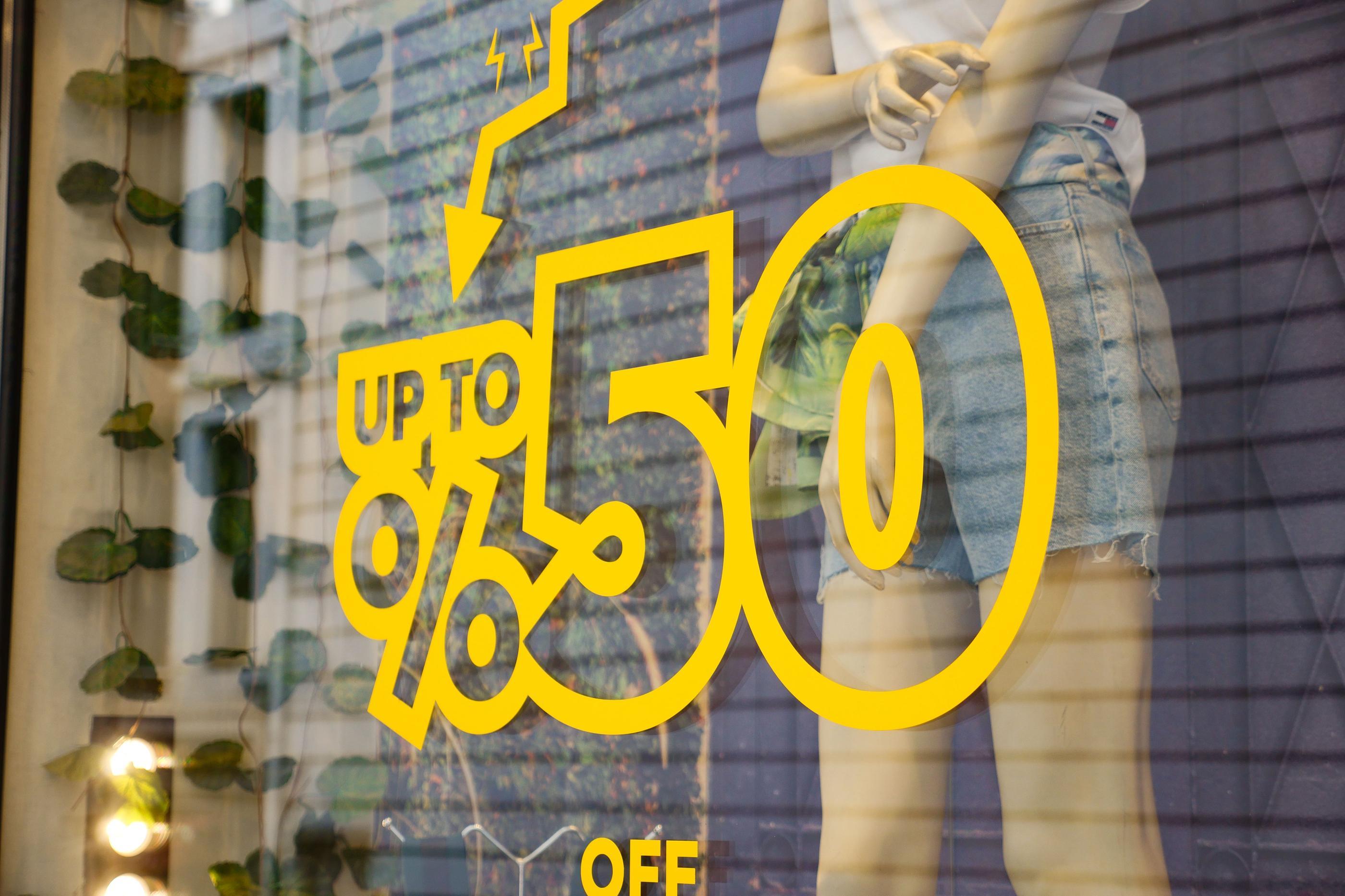 How Custom Window Graphics Enhance Office Environments