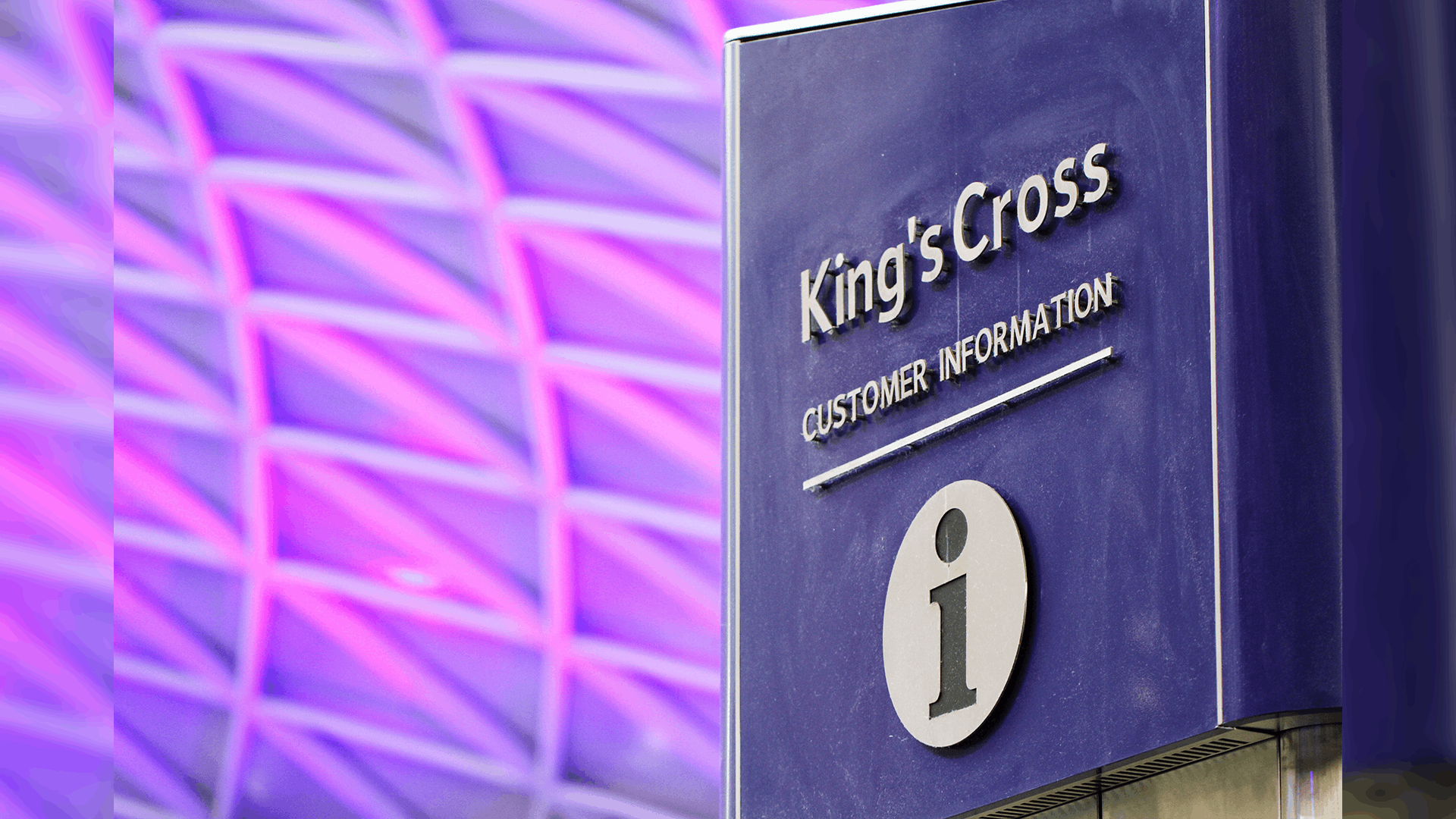 New Year’s Resolutions for Your Business: Revamping Signage