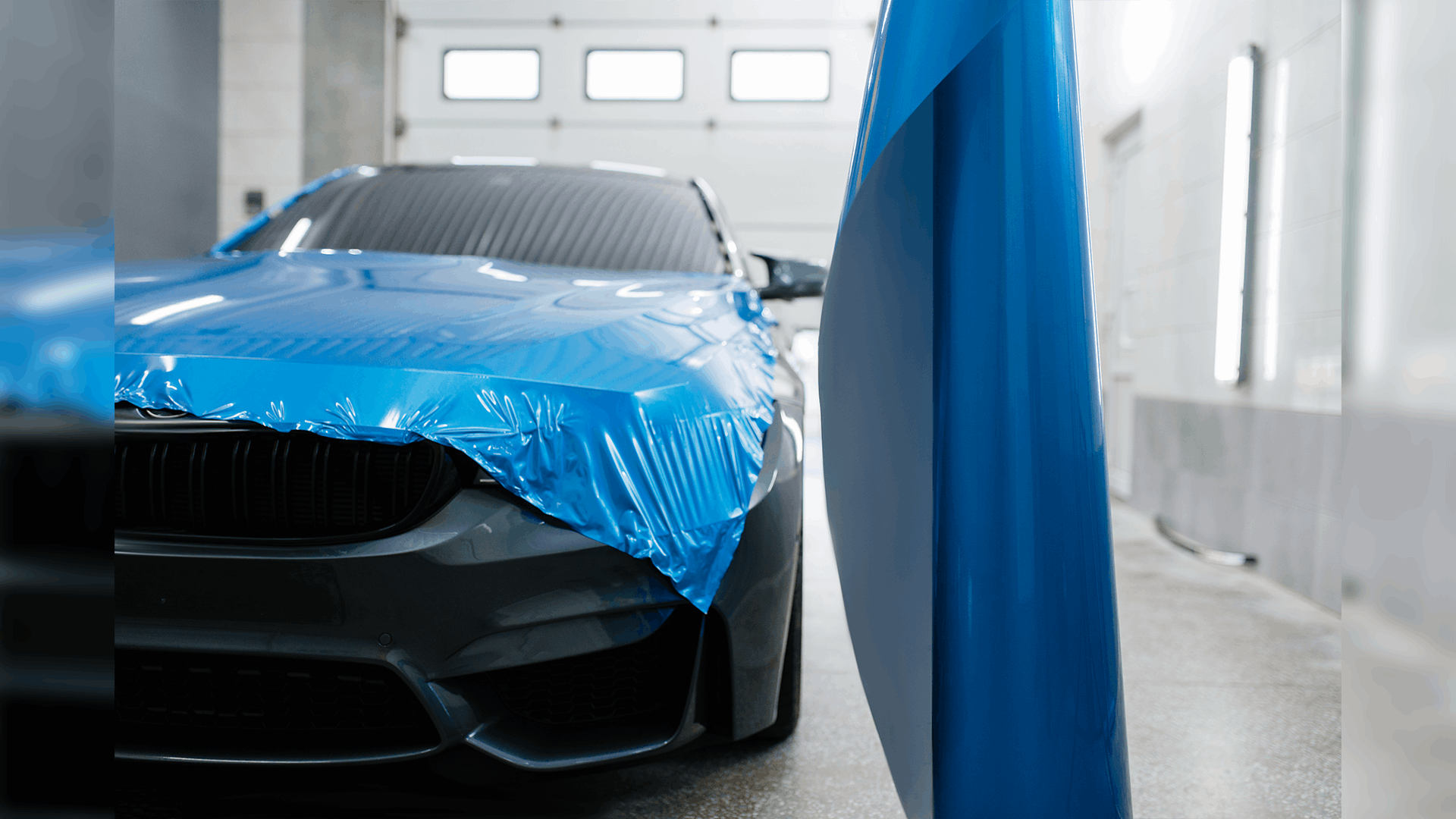 The Difference Between Full Wraps, Partial Wraps, and Vehicle Decals