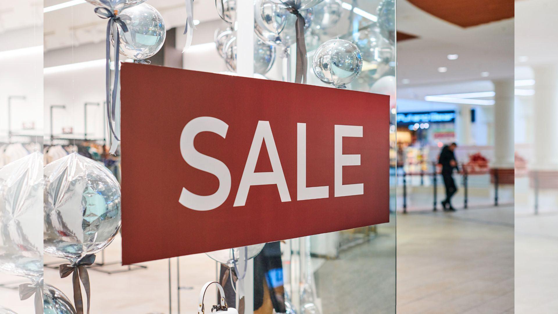 Creative Identity: Using Custom Signs to Showcase Your Brand’s Artistic Side