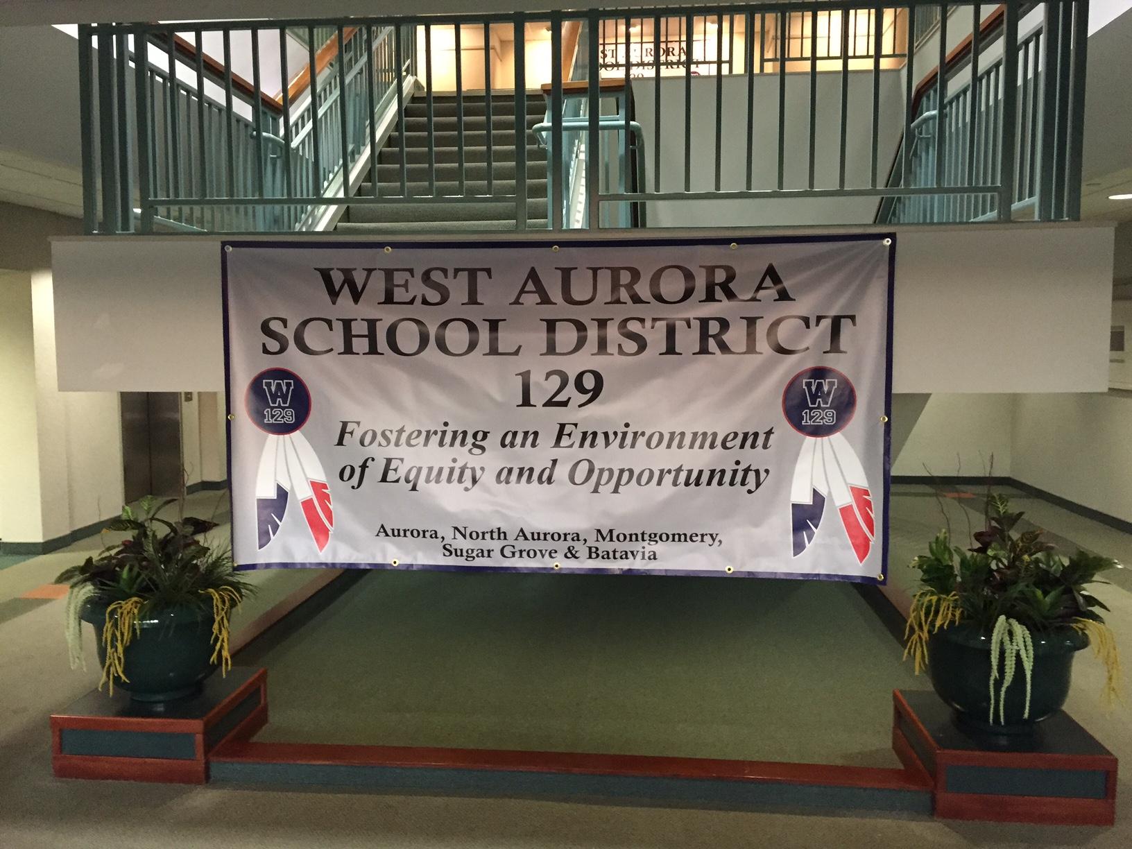 Banner West Aurora