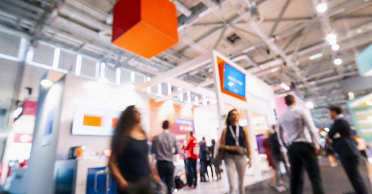 Creative Ways to Use Trade Show Printing Services to Elevate Your Brand