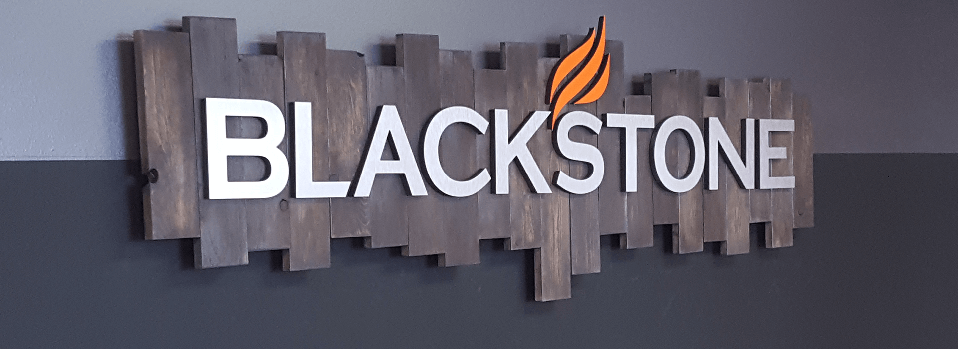 Sign Printing & Vehicle Graphics Installation