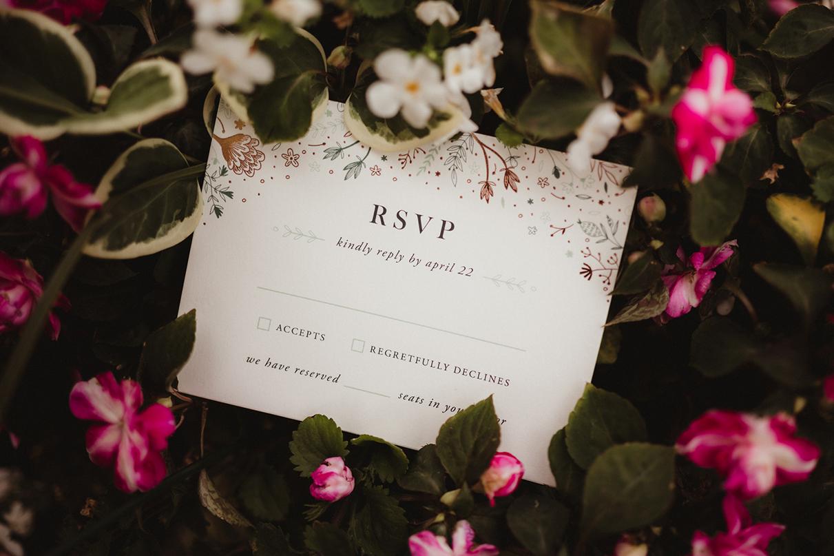 Print in Weddings: Adding a Personal Touch to Your Special Day