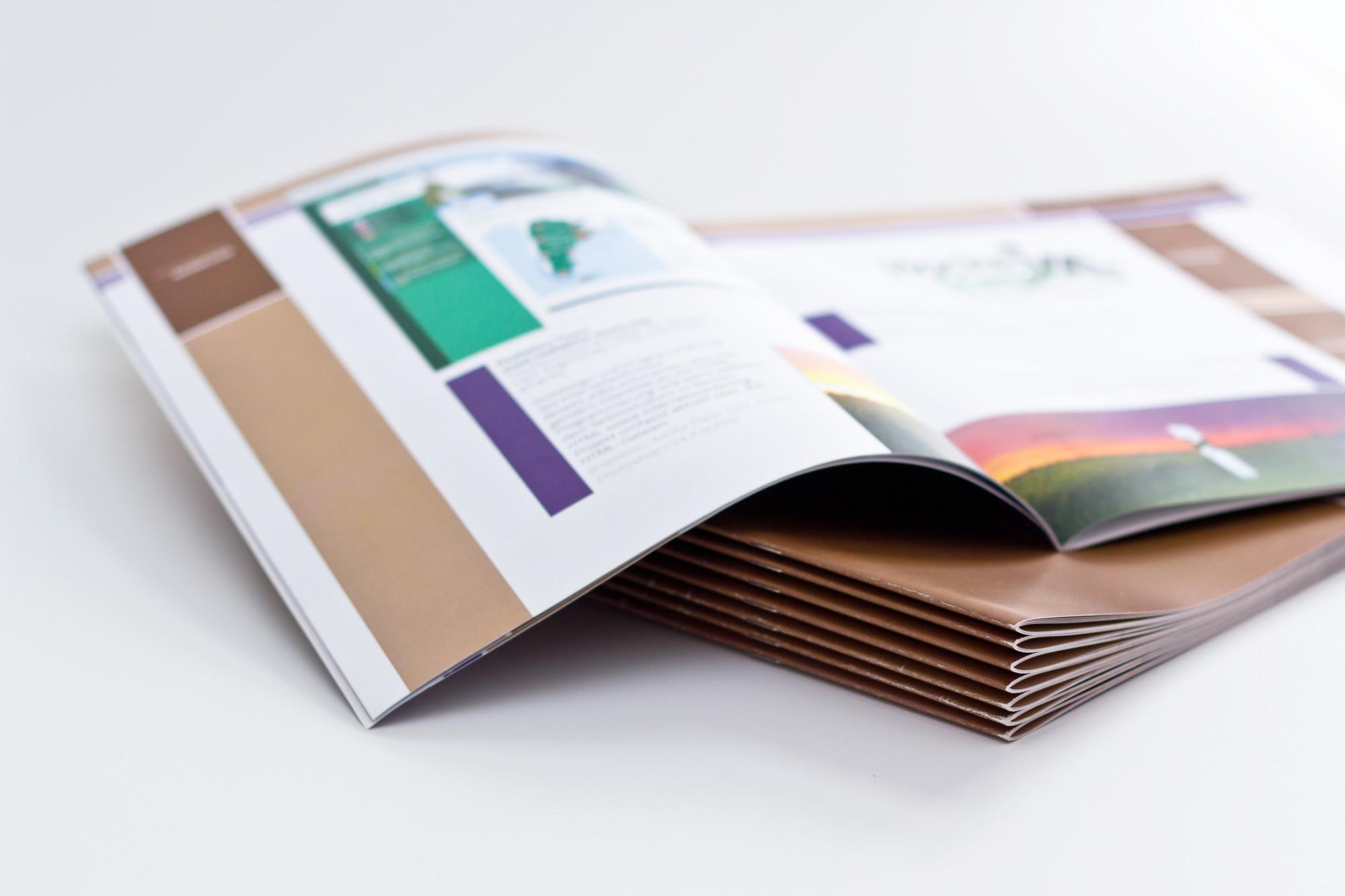 7 Reasons to Try Custom Booklet Printing for Your Business