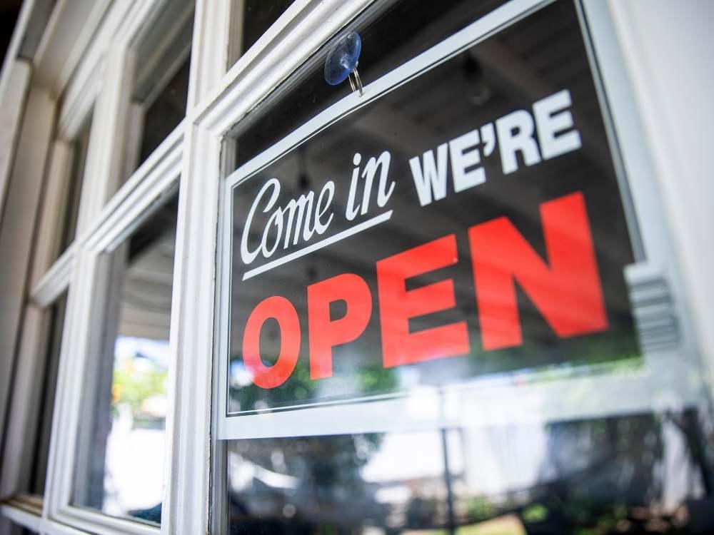 Business sign design and printing