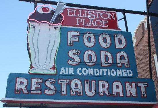 Best Vintage Signs in East Nashville