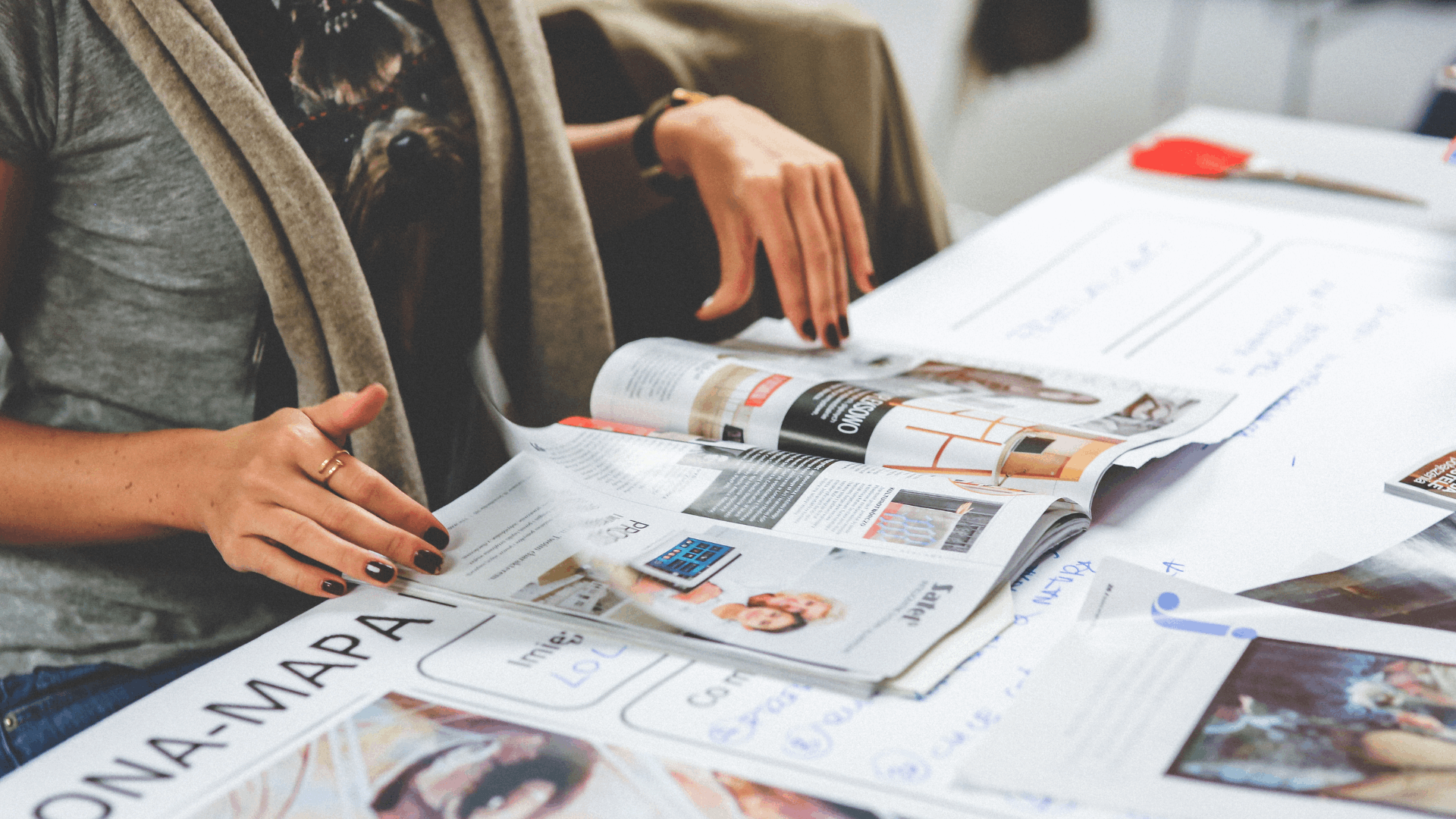 How to Use Print Marketing to Drive Holiday Sales