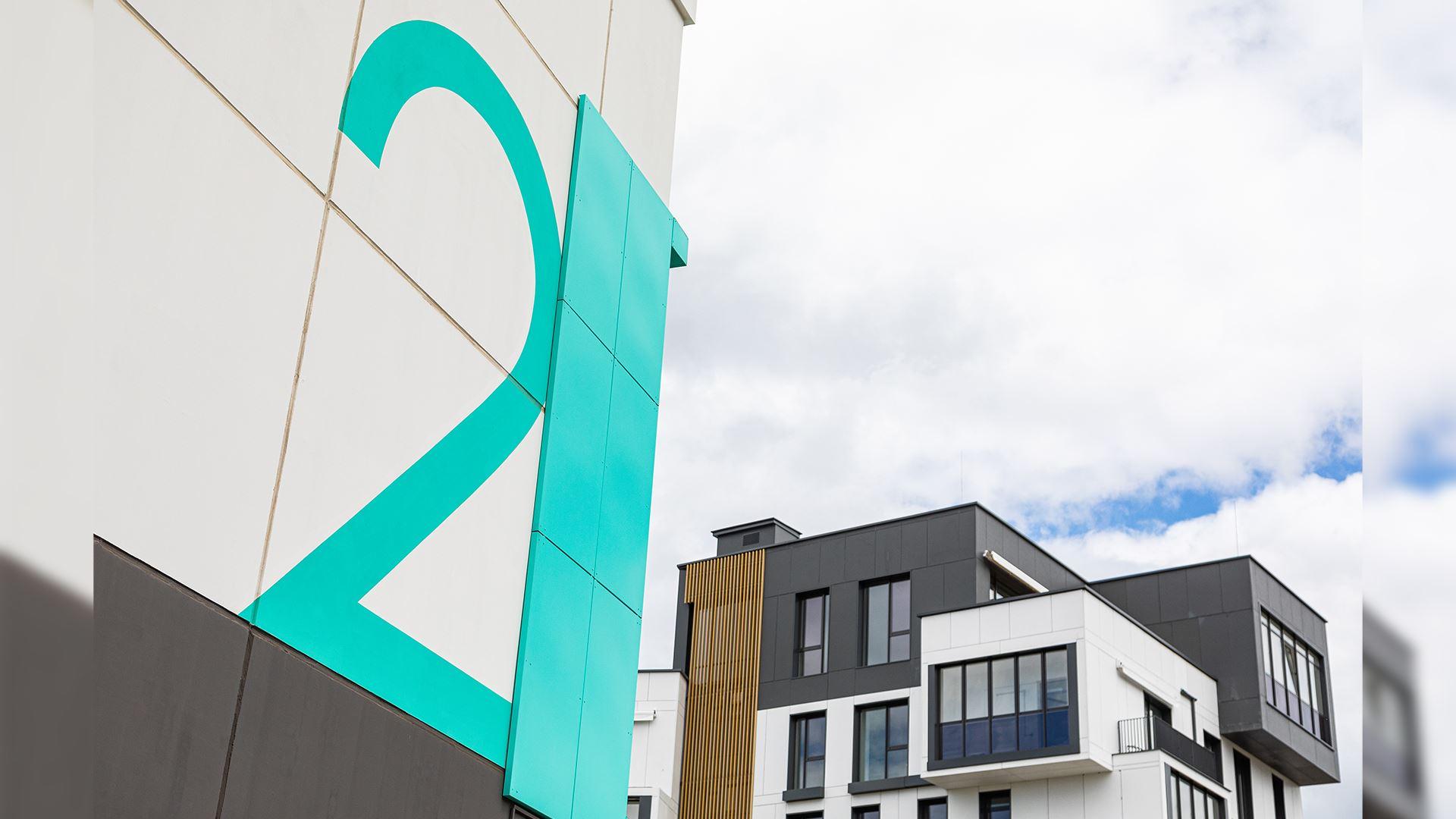 How Building Signage Impacts Brand Perception