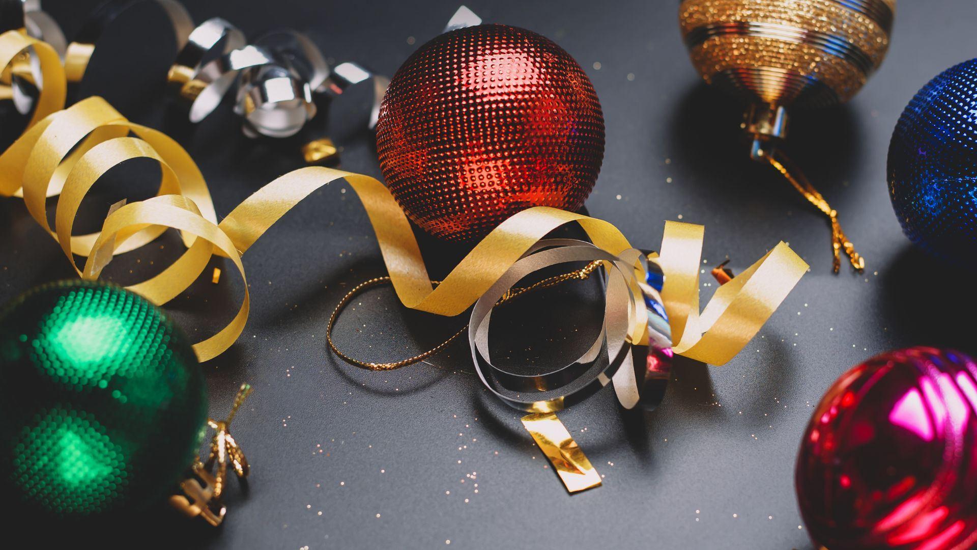 Nailing Your Holiday Message: How AlphaGraphics Sunnyvale Can Help You Succeed
