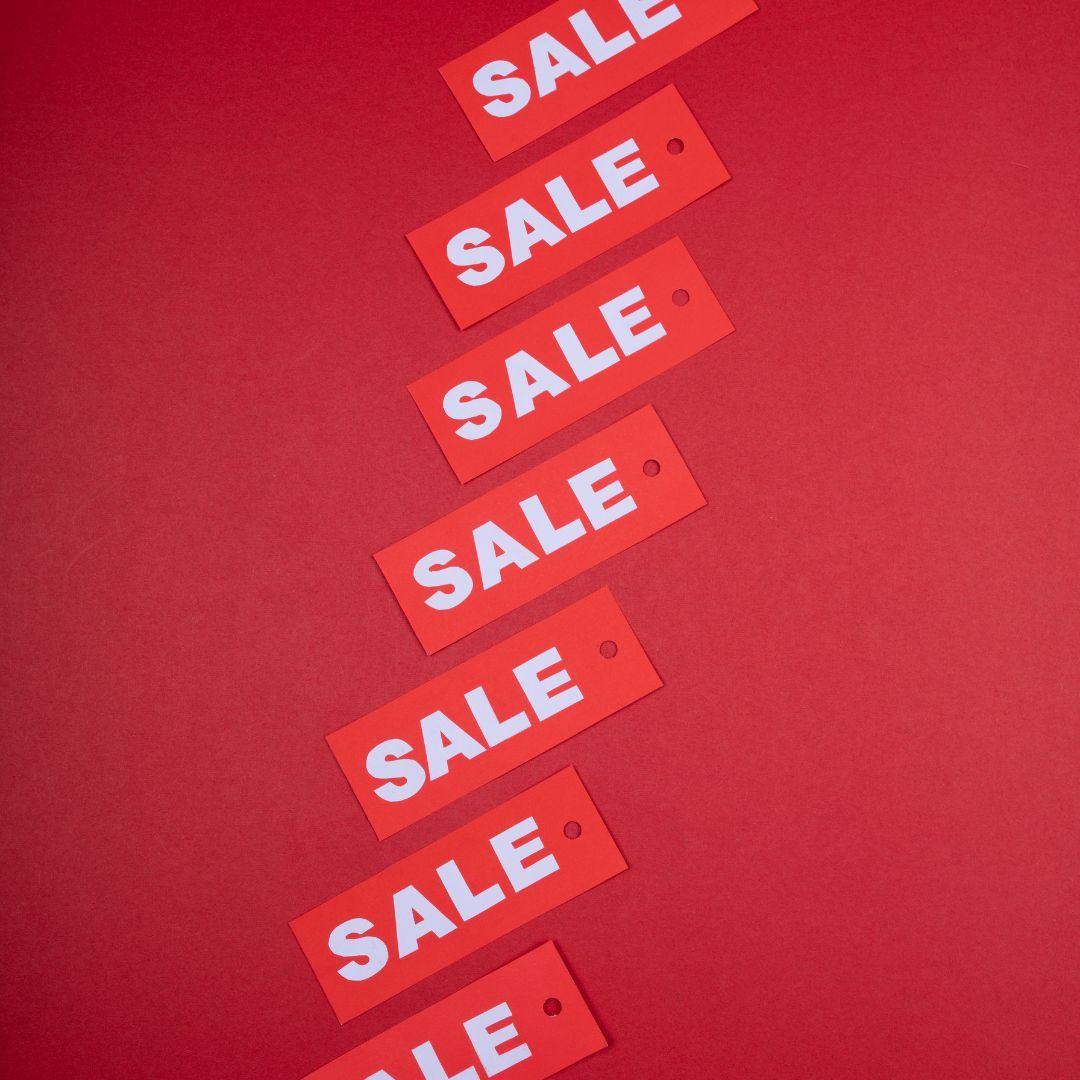 Holiday Signage Ideas That Will Draw Customers In - Contact Us