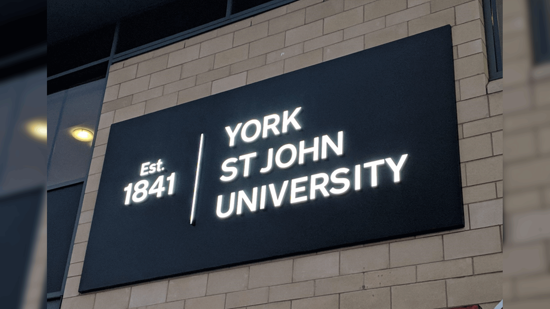 How Signage Placement Strategies Can Maximize Foot Traffic and Conversions