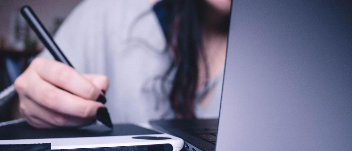 How to Work with a Graphic Designer