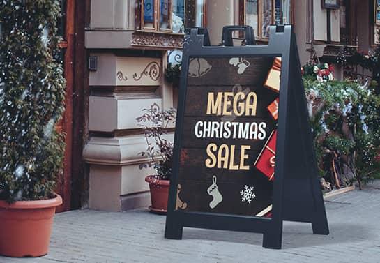 Top Strategies for Creating Eye-Catching Holiday Displays for your Business