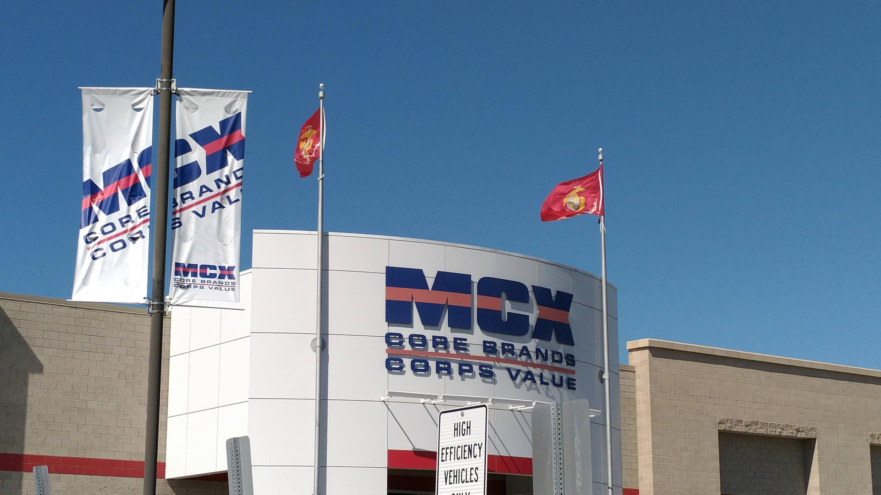 Make Outdoor Advertising Easy with a Pole Banner