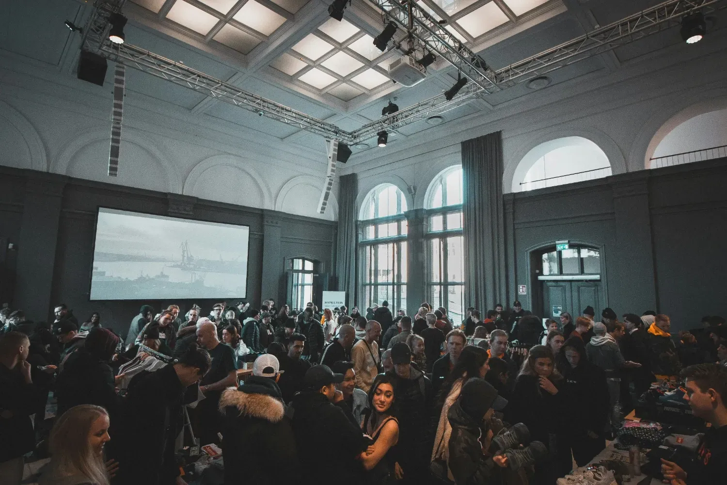 10 Print Marketing Must-Haves for Your Next Corporate Event