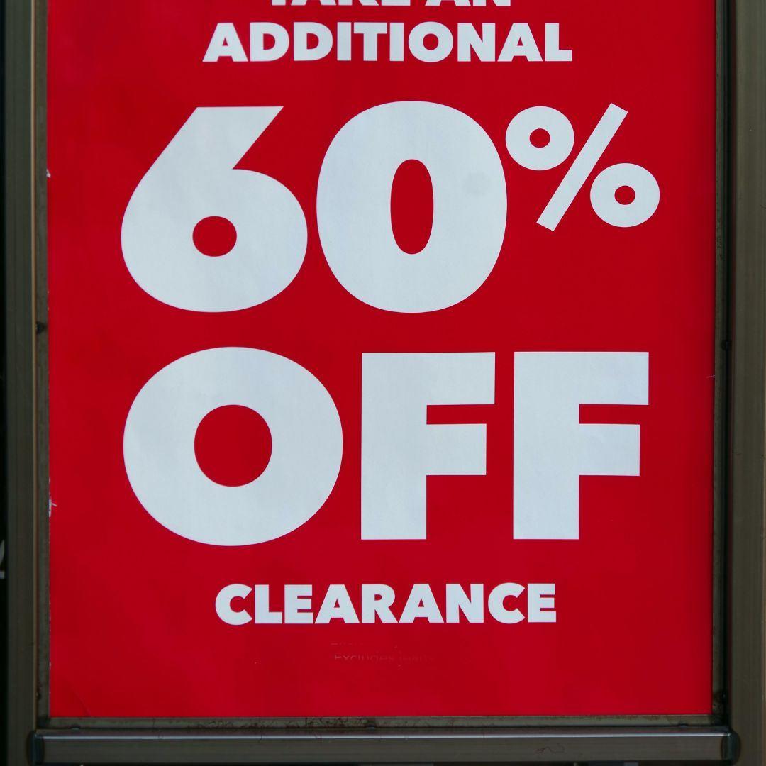 photo of summer storefront