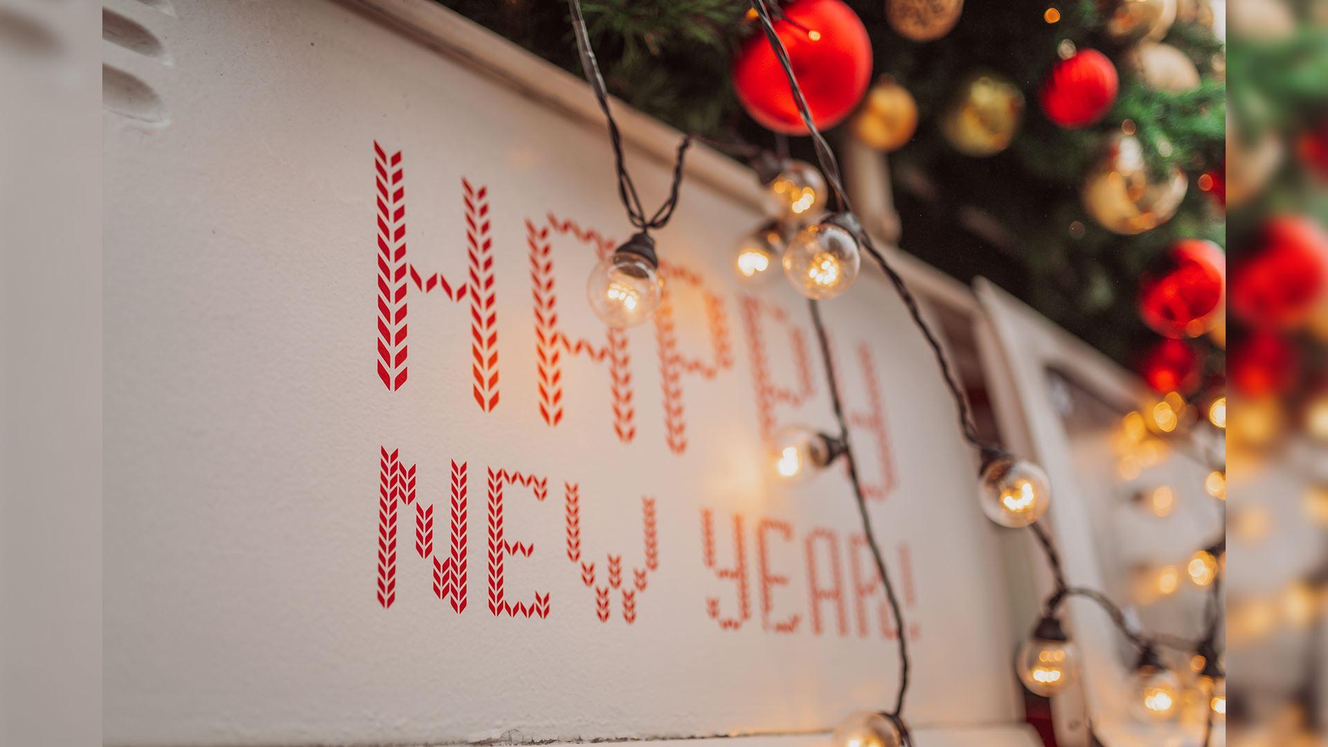 Trendy Event Signage Ideas for New Year Parties