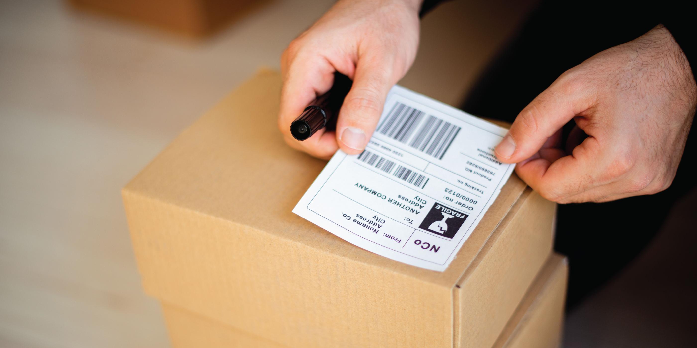 A Guide to Customizing Labels and Stickers for Branding