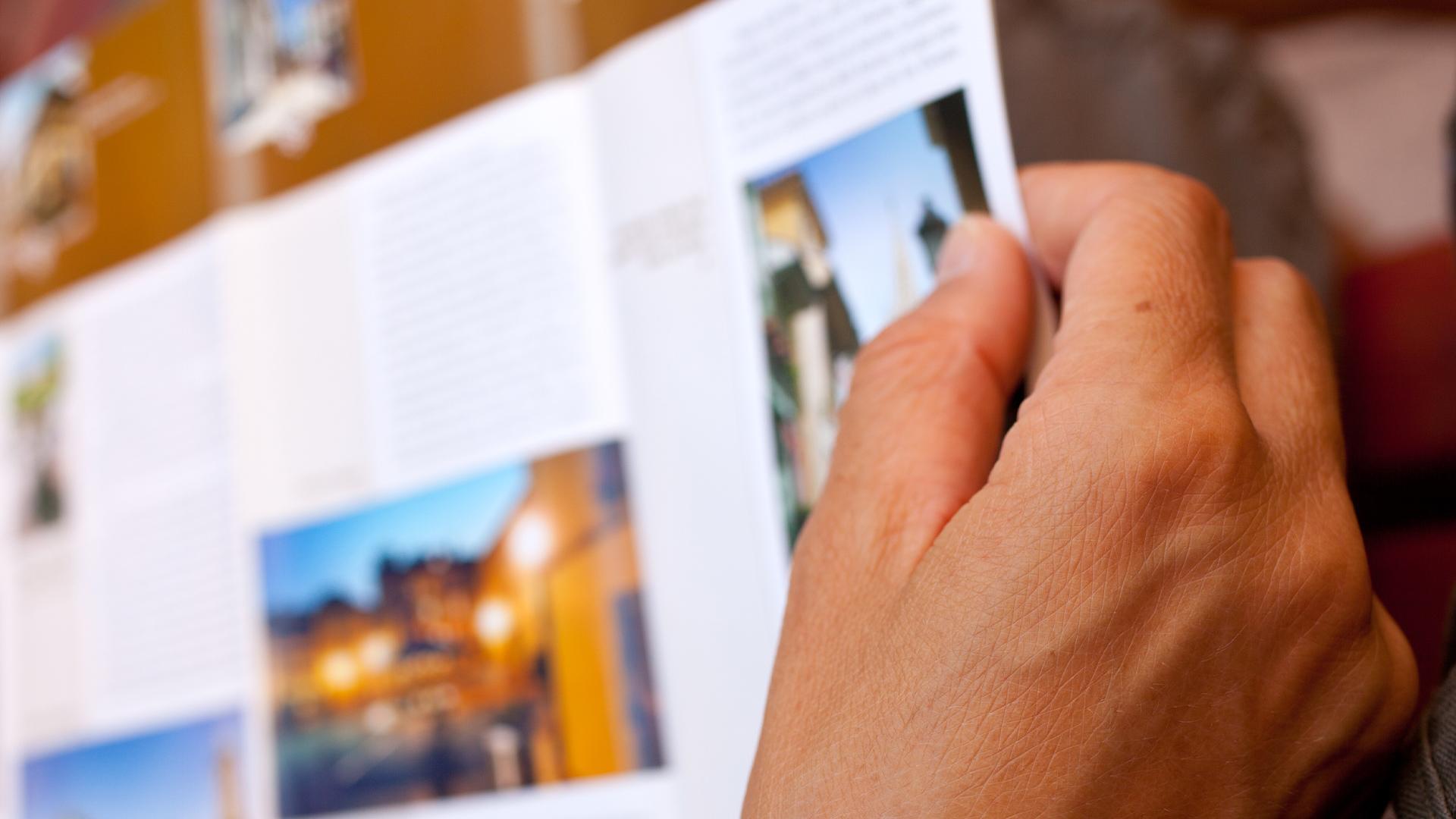 Tips for Creating Engaging Trade Show Flyers