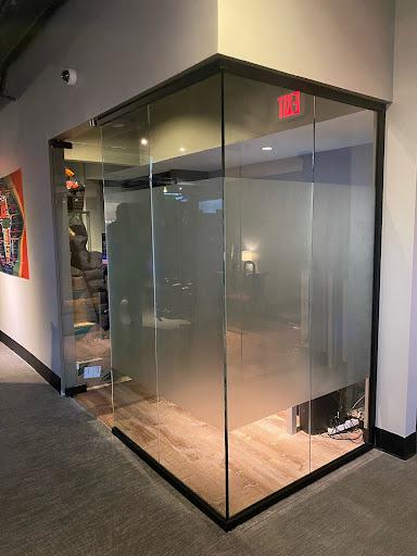 Vida Fitness frosted window