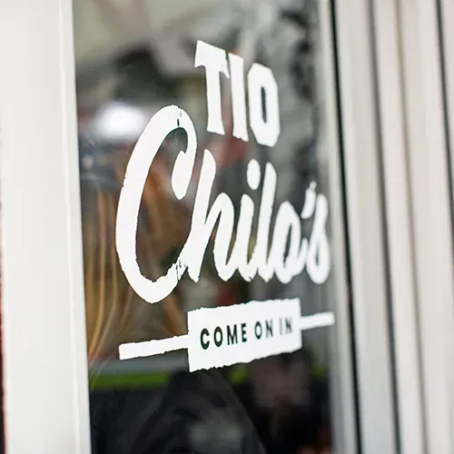 window signs in sandy springs